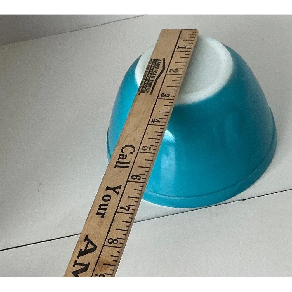 Pyrex Vintage Turquoise Blue Milk Glass Mixing Bowl 401 1.5 Pint Retro Kitchen
